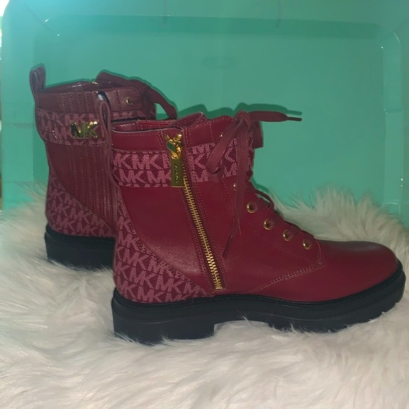 💖 MICHAEL Michael Kors Red Parker Logo-Panelled Ankle Boots NWOB 7 - Picture 5 of 15